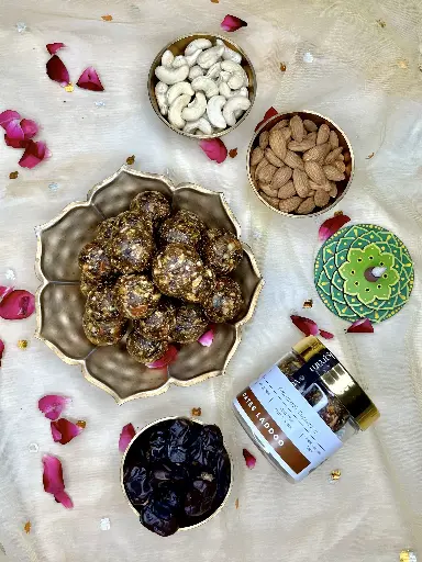 Dates Dry-Fruits Laddoos